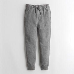 Hollister Women’s High-Rise Fleece Joggers